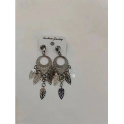 Classy earrings 4000 dozen, stocklot offer