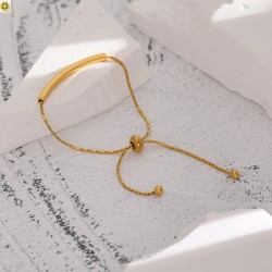 Advanced sensing gold retro letter bracelet female niche design cold wind, simple temperament girlfriend bracelet