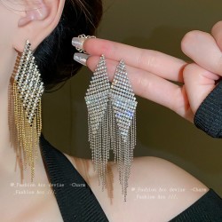  Light luxury zircon earrings