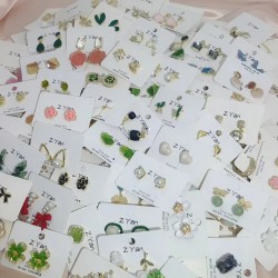 Factory clearance mix earrings, stud earrings, Suitable for night market, street stalls, start-up fashionable styles, random selection 