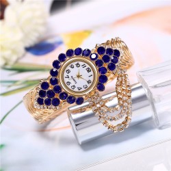 Douyin Internet Red Ladies Watchnays Diamond Set Ring Ring European and American Family Family Bracelet Watch Wather Women’s