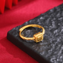INS Xiaocheng Sand Gold Ring Light Luxury High -Level Level of Small Red Book Spossion Women's Women's Combination Simple Trend Trend