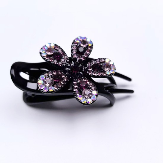 نمط جديد من قصاصات حشائش Rhinestone مع الماس والزهور مقطع أفقي رائع ومشبك الشعر الأنيق من ثلاثة أسنان للنساء نمط جديد من قصاصات حشائش Rhinestone مع الماس والزهور مقطع أفقي رائع ومشبك الشعر الأنيق من ثلاثة أسنان للنساء