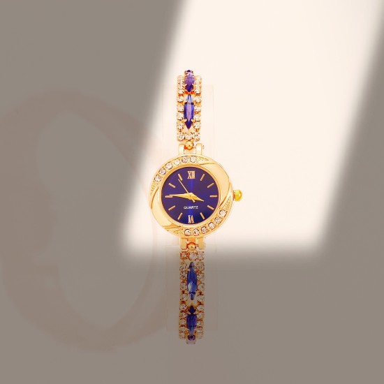 العلامة التجارية الجديدة 2024 Women's Gemstone Watch inlaid Diamond Watch ، Frasnable Student Claw Chain Watch Watch Watch Watch العلامة التجارية الجديدة 2024 Women's Gemstone Watch inlaid Diamond Watch ، Frasnable Student Claw Chain Watch Watch Watch Watch