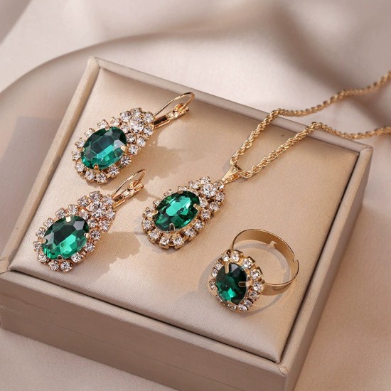 قلادات أوروبية وأمريكية عبر الإنترنت للنساء على الإنترنت المشاهير Zircon Zircon Menterasile Earrings Pendant Wath's Watch Stail Twist Metal Twist قلادات أوروبية وأمريكية عبر الإنترنت للنساء على الإنترنت المشاهير Zircon Zircon Menterasile Earrings Pendant Wath's Watch Stail Twist Metal Twist