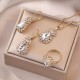 قلادات أوروبية وأمريكية عبر الإنترنت للنساء على الإنترنت المشاهير Zircon Zircon Menterasile Earrings Pendant Wath's Watch Stail Twist Metal Twist قلادات أوروبية وأمريكية عبر الإنترنت للنساء على الإنترنت المشاهير Zircon Zircon Menterasile Earrings Pendant Wath's Watch Stail Twist Metal Twist