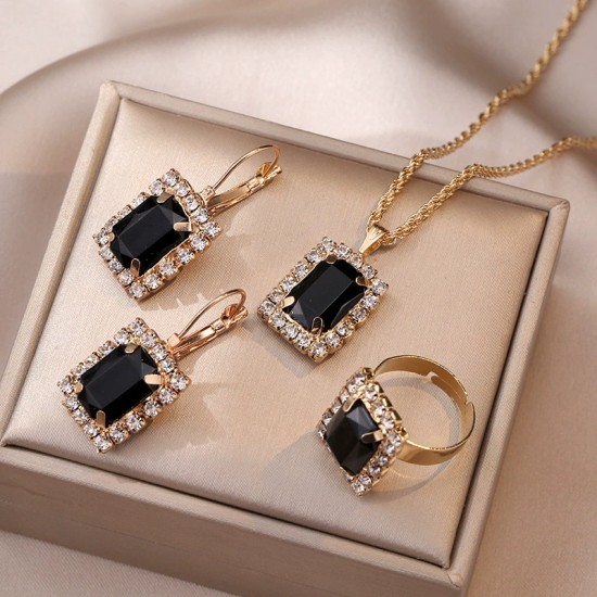 قلادات أوروبية وأمريكية عبر الإنترنت للنساء على الإنترنت المشاهير Zircon Zircon Menterasile Earrings Pendant Wath's Watch Stail Twist Metal Twist قلادات أوروبية وأمريكية عبر الإنترنت للنساء على الإنترنت المشاهير Zircon Zircon Menterasile Earrings Pendant Wath's Watch Stail Twist Metal Twist