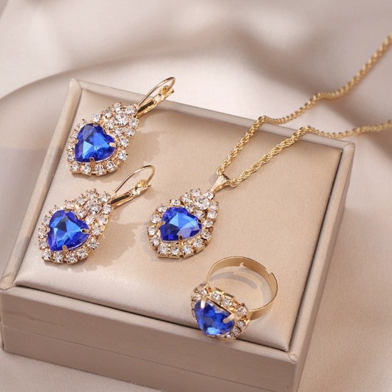 قلادات أوروبية وأمريكية عبر الإنترنت للنساء على الإنترنت المشاهير Zircon Zircon Menterasile Earrings Pendant Wath's Watch Stail Twist Metal Twist قلادات أوروبية وأمريكية عبر الإنترنت للنساء على الإنترنت المشاهير Zircon Zircon Menterasile Earrings Pendant Wath's Watch Stail Twist Metal Twist
