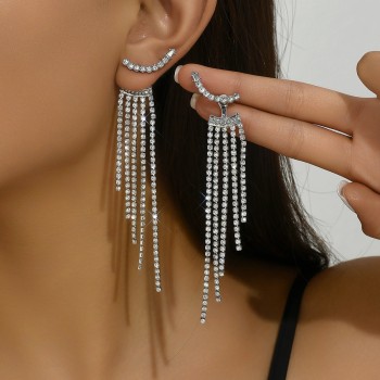 أوروبا والولايات المتحدة انفجار الماس أقراط معدنية طويلة شرابة أقراط أقراط عالية الجودة الشعور الصغيرة عبر الحدود مزاجه أقراط بالجملة