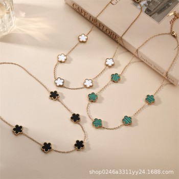 عبر الحدود أزياء خماسي أوراق العشب قلادة الفولاذ المقاوم للصدأ مزدوجة الجانب خماسي أوراق زهرة زهر البرقوق قلادة 13mm الجملة الجديدة 2025 عبر الحدود أزياء خماسي أوراق العشب قلادة الفولاذ المقاوم للصدأ مزدوجة الجانب خماسي أوراق زهرة زهر البرقوق قلادة 13mm الجملة الجديدة 2025