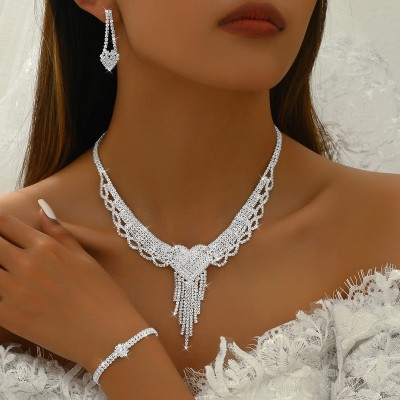 الشرق الأوسط مجوهرات دبي مجوهرات الزفاف مجموعة فيتنام الهند مأدبة قلادة أقراط خواتم أساور الآن الشرق الأوسط مجوهرات دبي مجوهرات الزفاف مجموعة فيتنام الهند مأدبة قلادة أقراط خواتم أساور الآن
