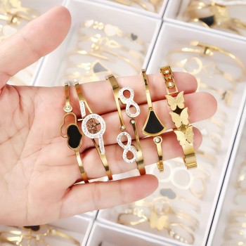 انفجار أزياء الأزياء الراقية الشعور الأزياء والمجوهرات أساور شخصية مختلطة دفعة عبر الحدود التيتانيوم الصلب المطلي بالذهب أساور أساور انفجار أزياء الأزياء الراقية الشعور الأزياء والمجوهرات أساور شخصية مختلطة دفعة عبر الحدود التيتانيوم الصلب المطلي بالذهب أساور أساور