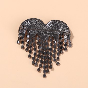 الحب الجديد شرابة بروش بروش طوق المضادة لمعان عالية الجودة المجوهرات بالجملة انفجار بروش الحب الجديد شرابة بروش بروش طوق المضادة لمعان عالية الجودة المجوهرات بالجملة انفجار بروش