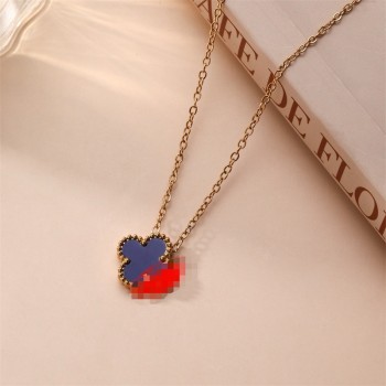 انفجار عبر الحدود عالية الجودة مجوهرات عالية الجودة على الوجهين البرسيم قلادة التيتانيوم الصلب قفل سلسلة أزياء انفجار عبر الحدود عالية الجودة مجوهرات عالية الجودة على الوجهين البرسيم قلادة التيتانيوم الصلب قفل سلسلة أزياء