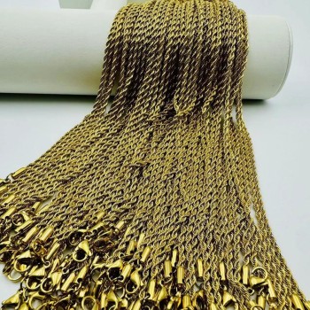 أوروبا والولايات المتحدة الرجال الفولاذ المقاوم للصدأ قلادة 2.5mm تويست سلسلة عالمية سلسلة ديي التجارة الخارجية مع سلسلة أنثى انفجار المد