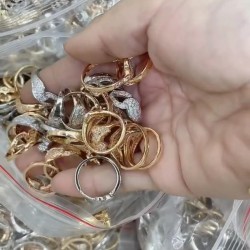 Copper rings inlaid zircons
